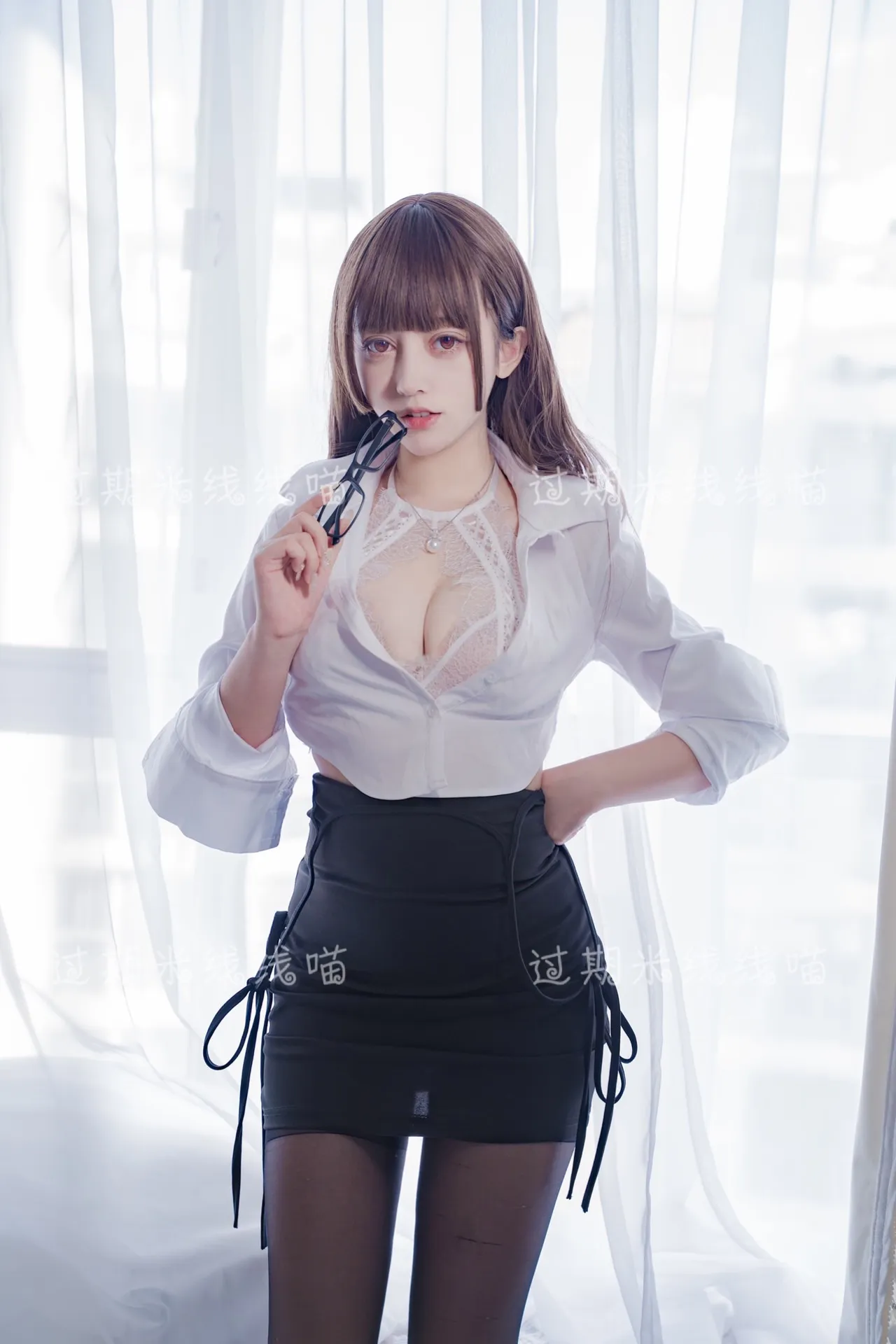 过期米线线喵 – NO.044 OL 情欲 NO.0000