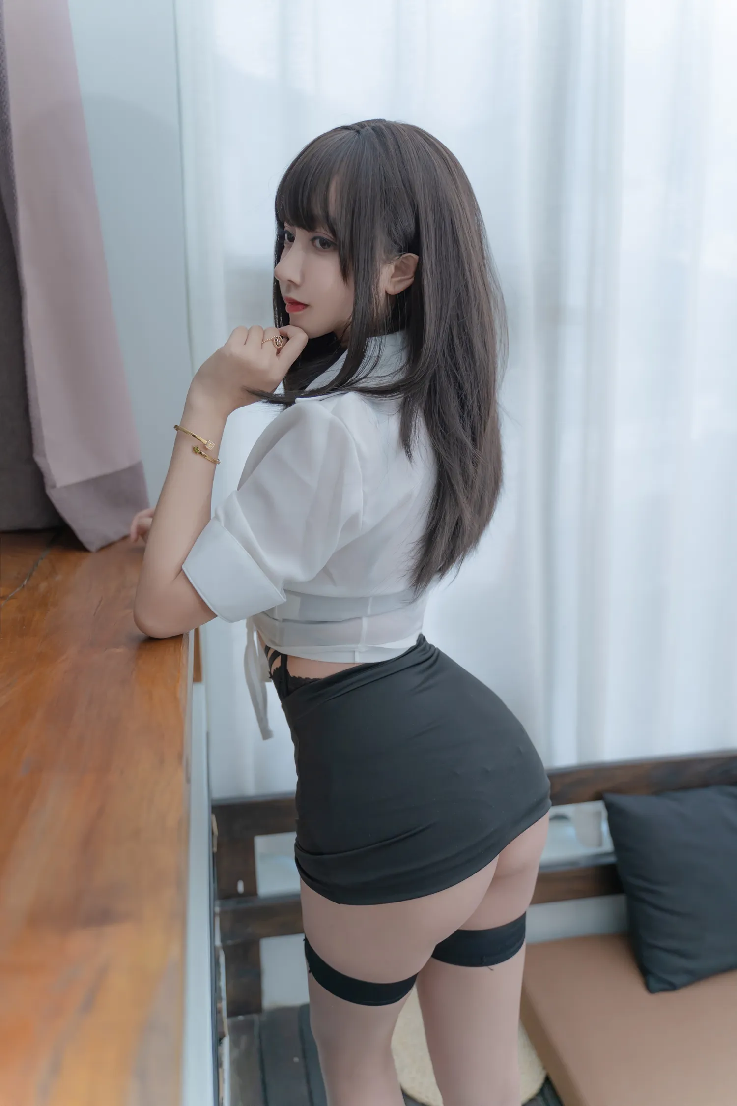 过期米线线喵 – NO.077 职场新人 NO.0000