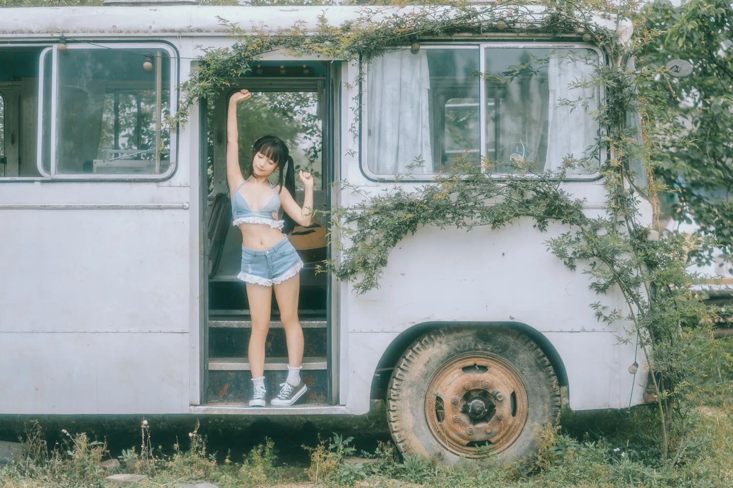 蠢沫沫 – NO.183 大巴房车 NO.0000