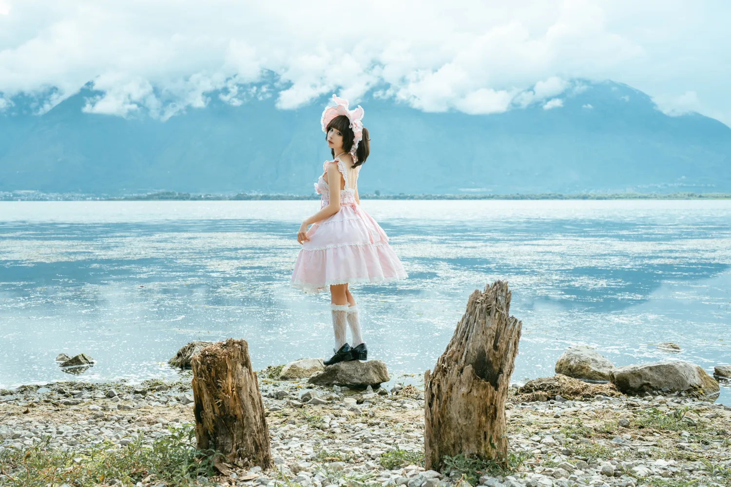 蠢沫沫 – NO.262 湖边的少女 NO.0000