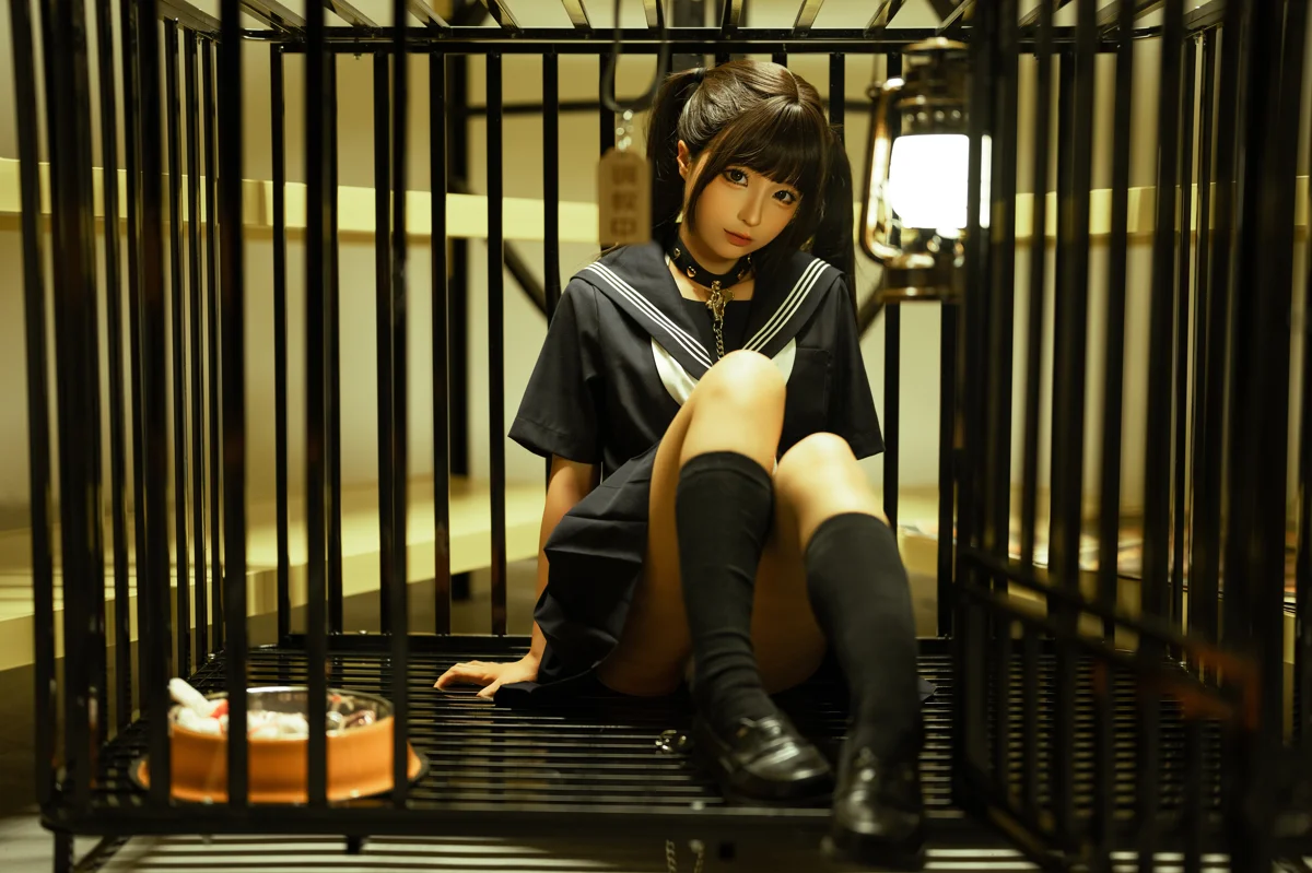 NO.233 – 囚 [33P-368M] NO.0000