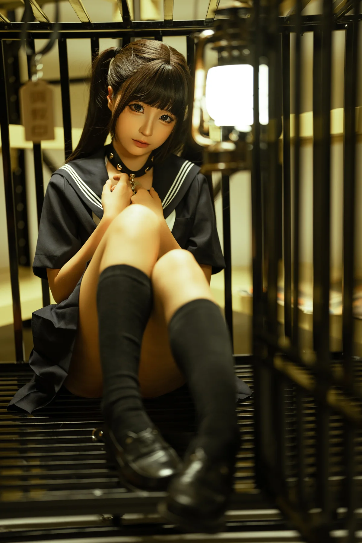 NO.233 – 囚 [33P-368M] NO.0000