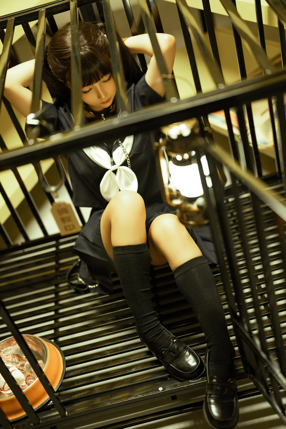 NO.233 – 囚 [33P-368M] NO.0000