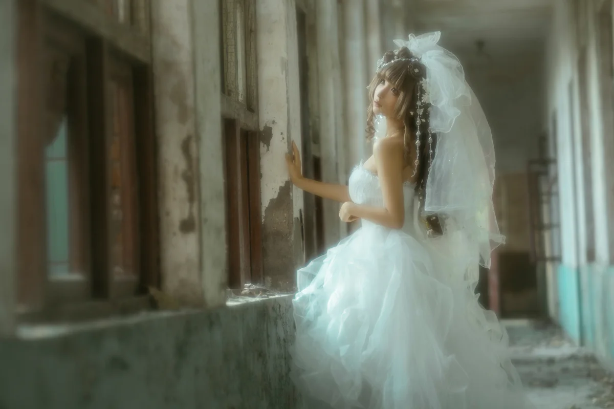 NO.275 – 废弃 婚纱 [61P-373M] NO.0000