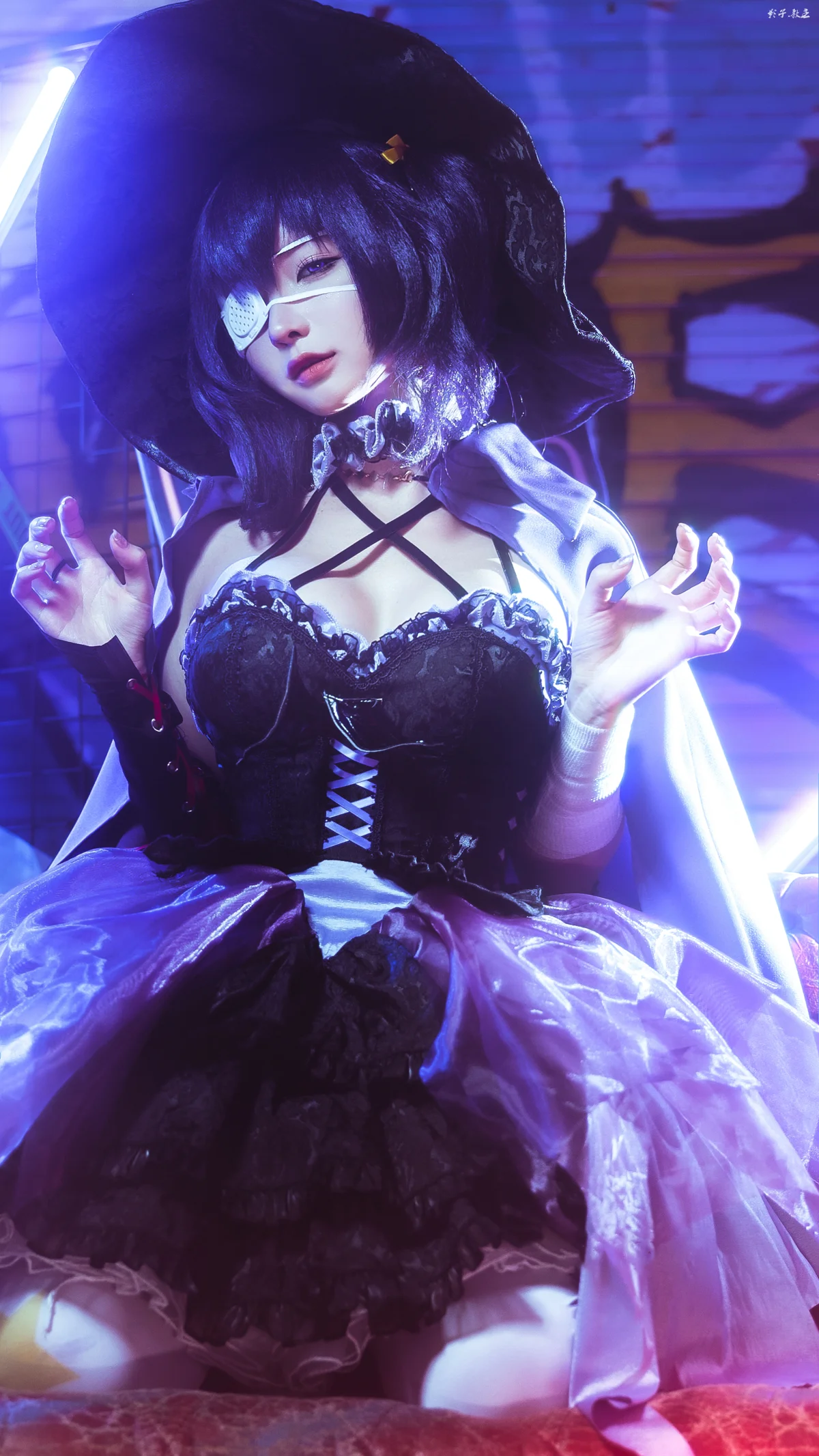 NO.303 – 教主的六花 [24P-214M] NO.0000