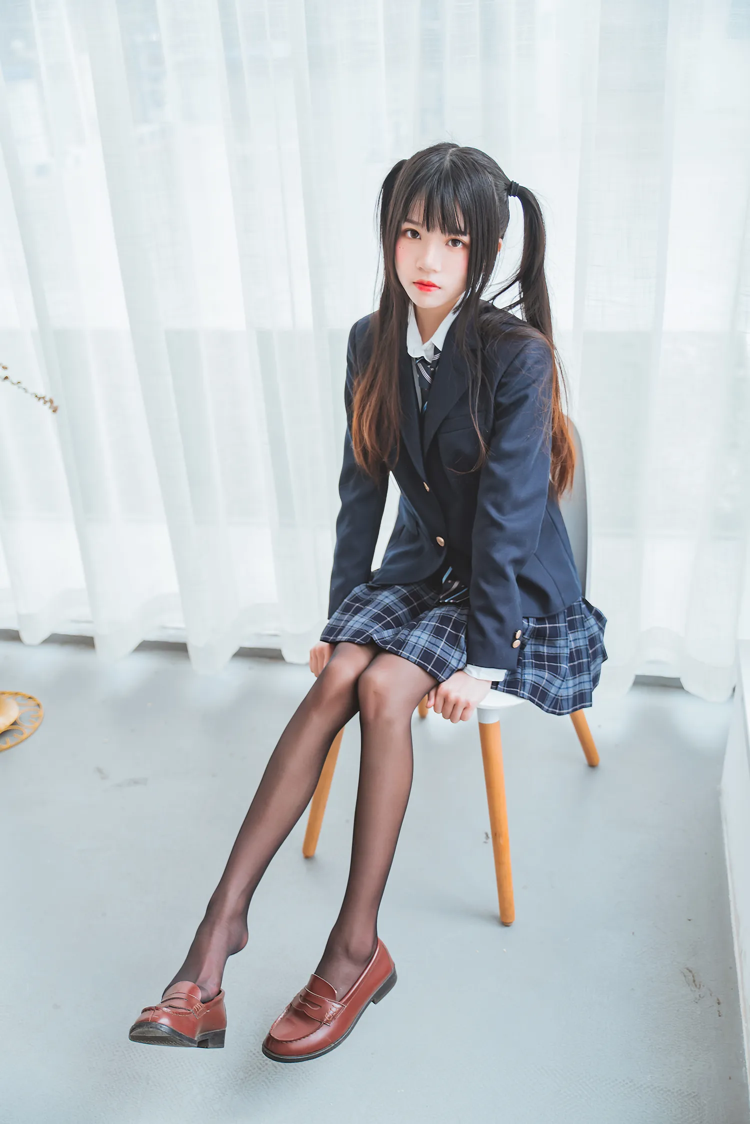 桜桃喵 – NO.042 冬季制服丝秀 NO.0000