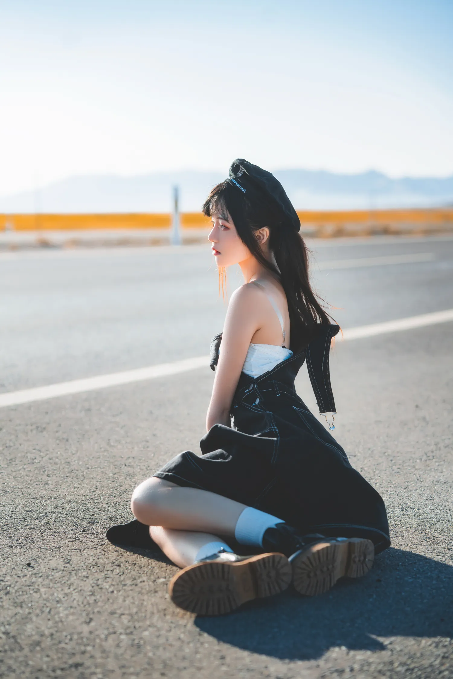 桜桃喵 – NO.192 路遥遥 NO.0000