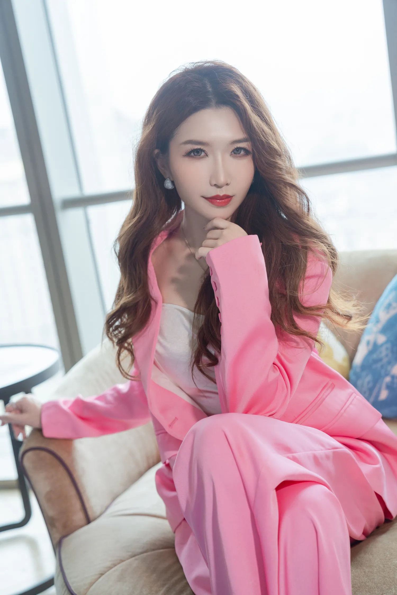 源纱希喵喵喵 NO.020 与女上司一起出差的意外发现 NO.0000
