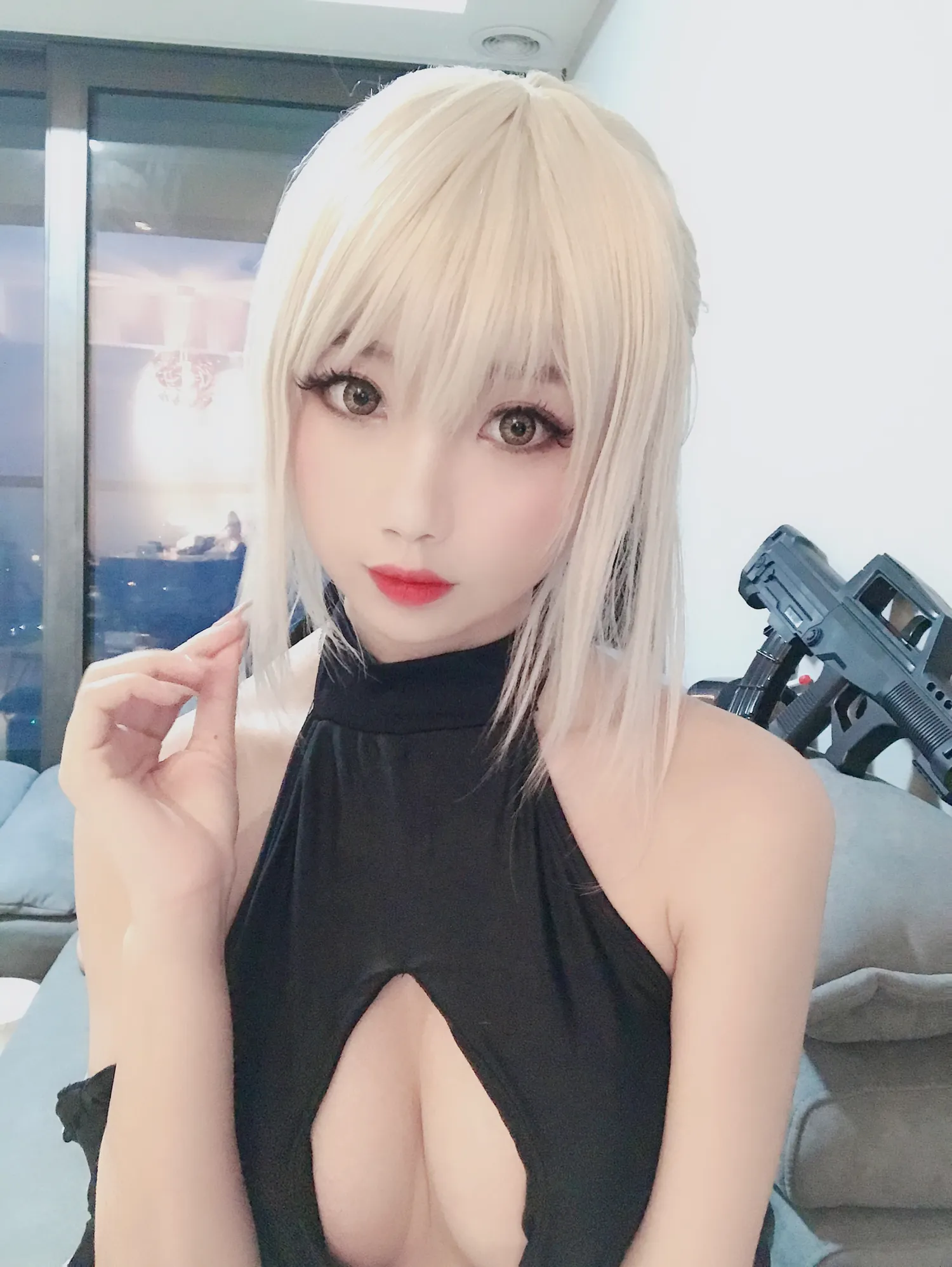 鬼畜瑶在不在 NO.013 黑呆泳装自拍 NO.0000