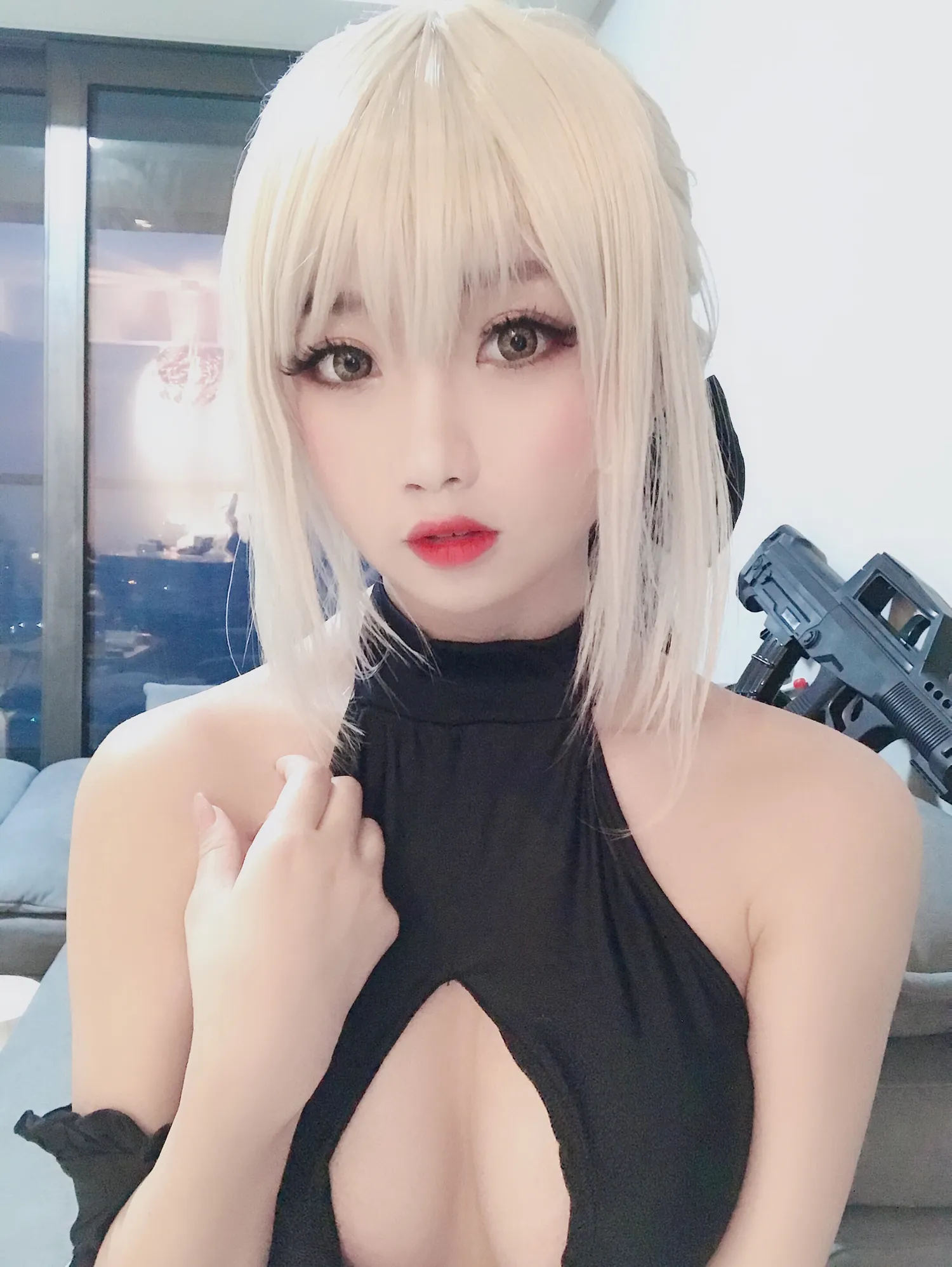 鬼畜瑶在不在 NO.013 黑呆泳装自拍 NO.0000