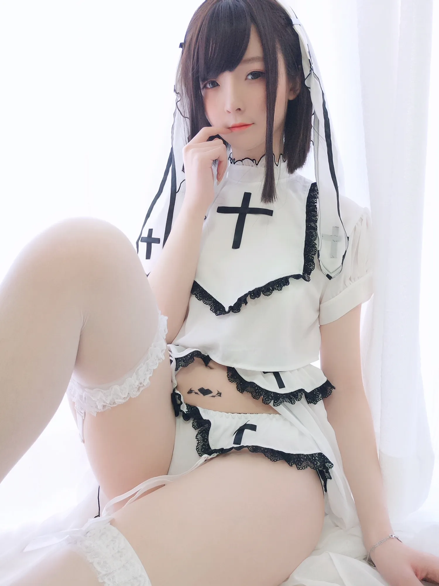 一小央泽 NO.001 白修女 NO.0000