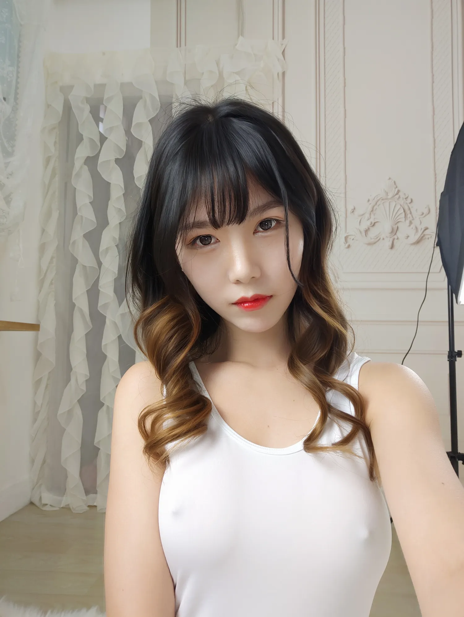 抖娘利世 NO.008 白色死库水激凸自拍 NO.0000