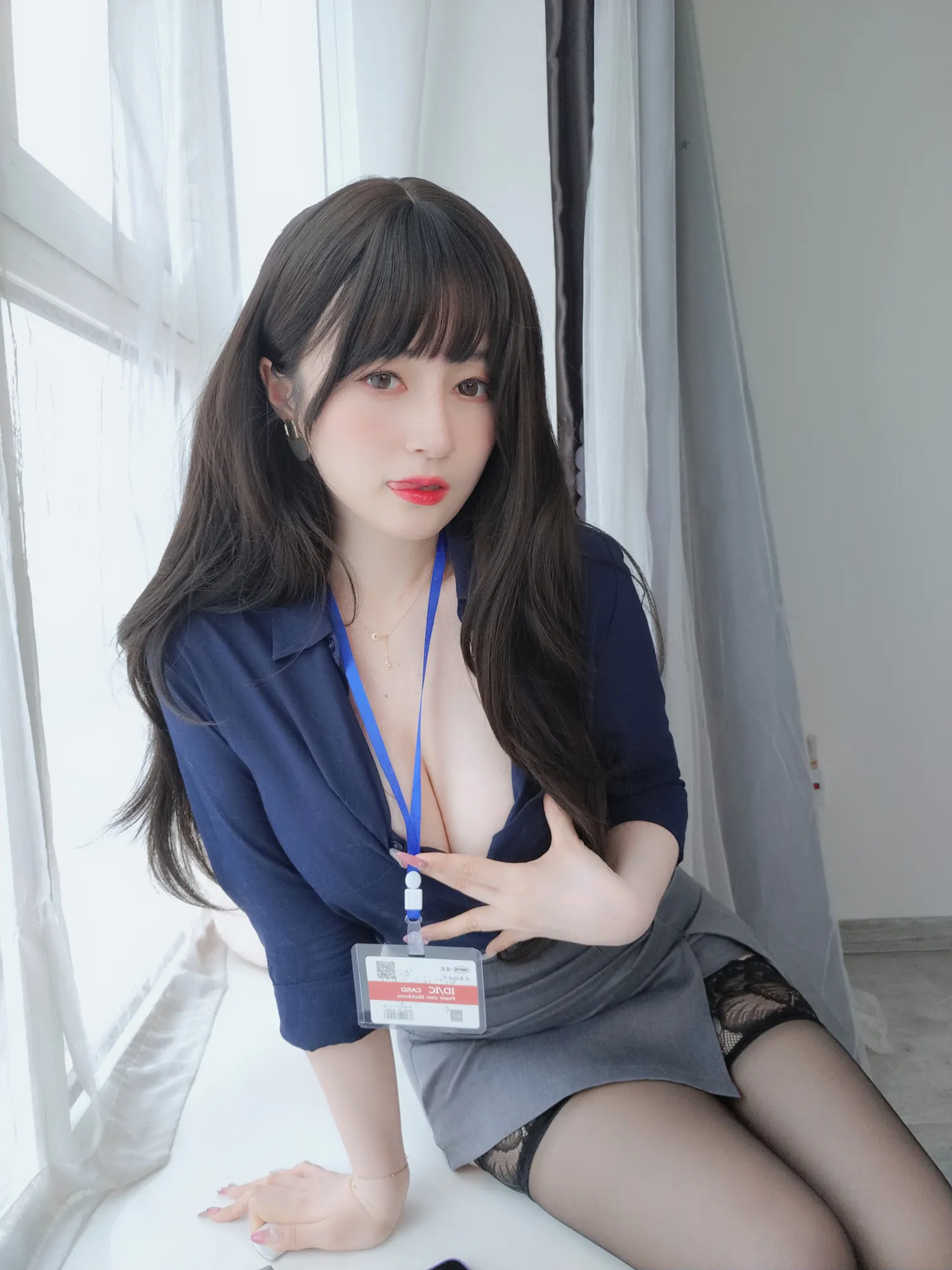 白银 NO.104_NO.007 新しく来た女性同僚はとても大胆です NO.0000