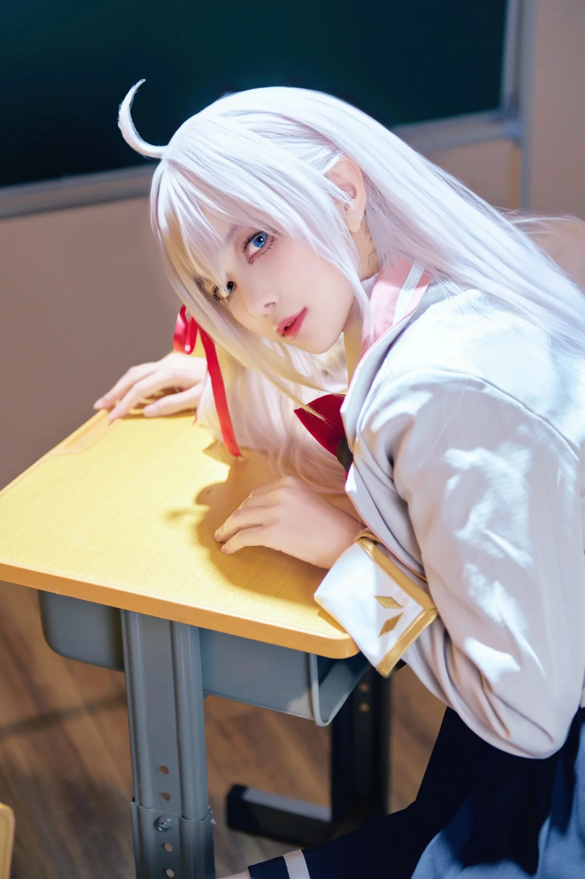 Shika小鹿鹿 NO.129 邻座艾莉同学 NO.0000