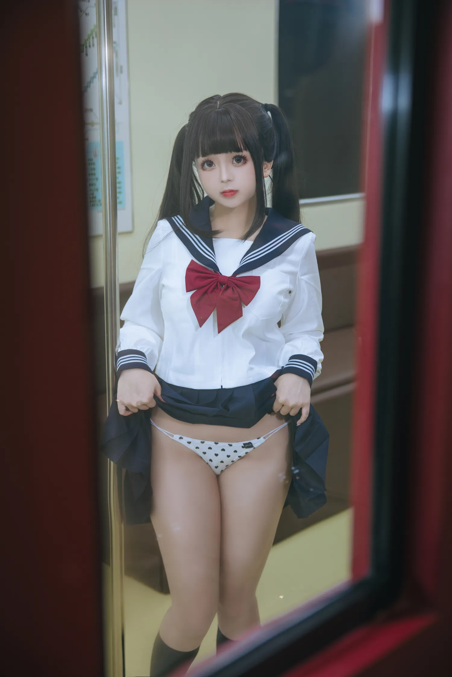 日奈娇 NO.153 列车JK NO.0000