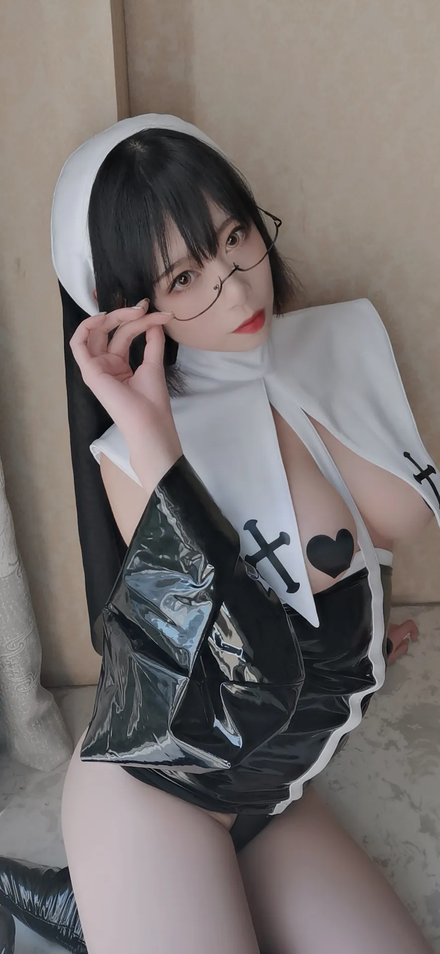 奈汐酱 NO.008 修女 NO.0000
