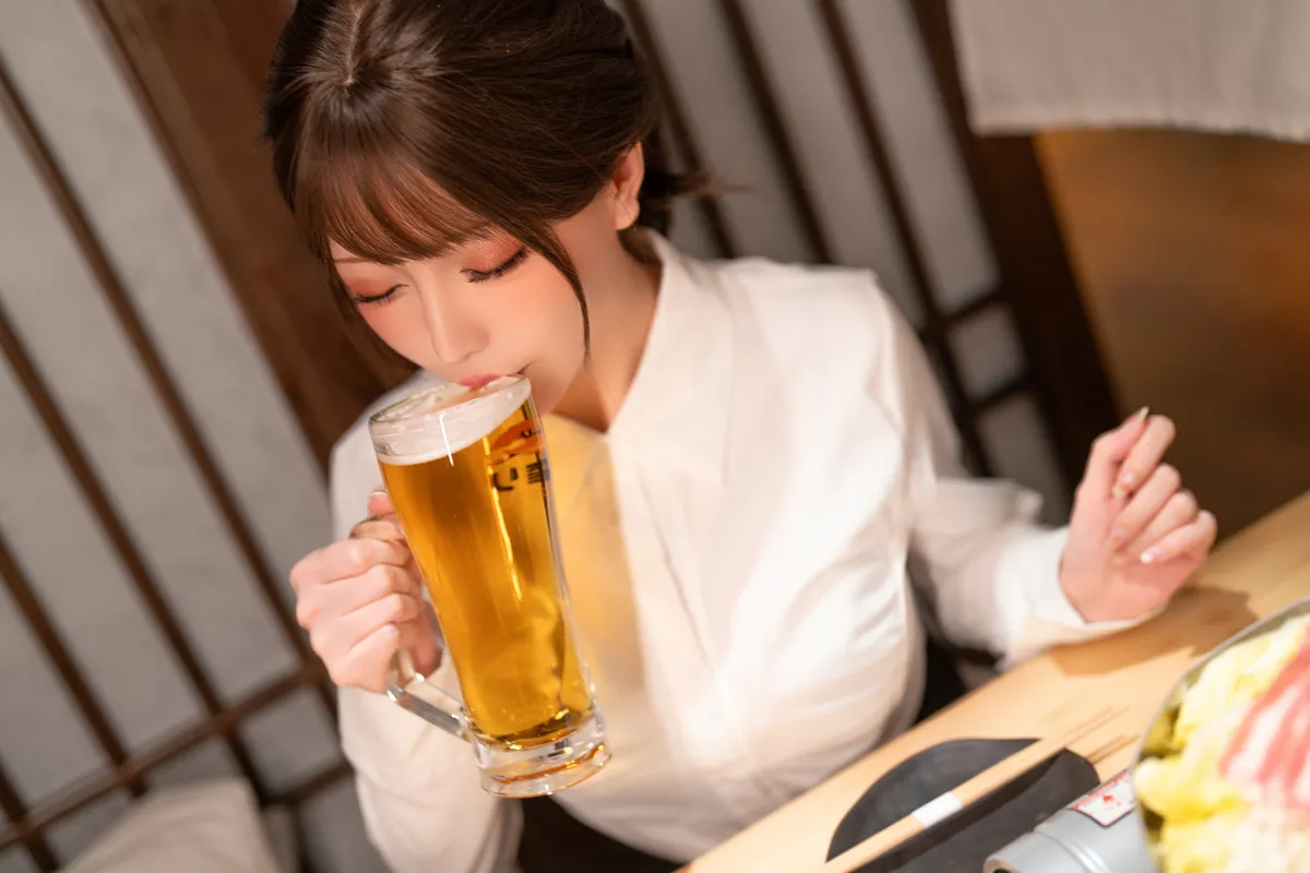 星之迟迟 NO.230 2025年02月计划G 不胜酒力的新人后辈 NO.0000