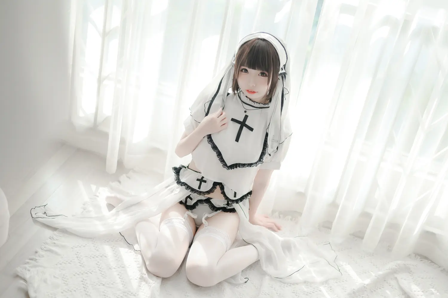 十万珍吱伏特 NO.004 修女 NO.0000
