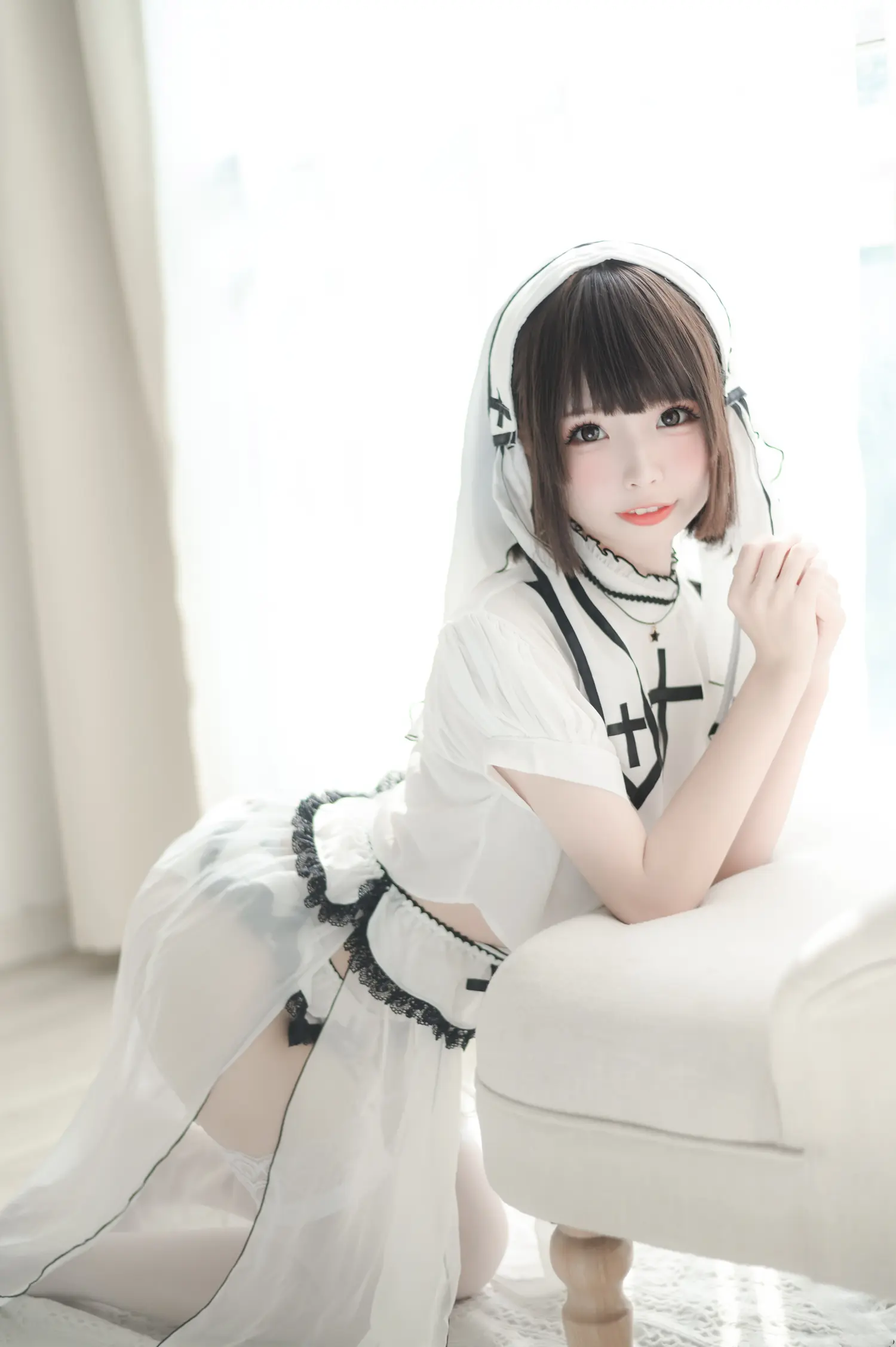 十万珍吱伏特 NO.004 修女 NO.0000