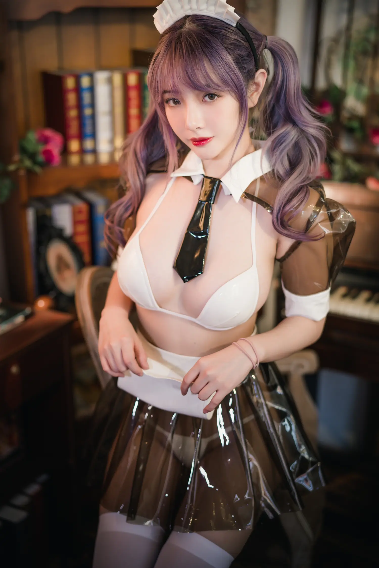 雯妹不讲道理 NO.053 透明皮衣女仆漆皮女仆 NO.0000