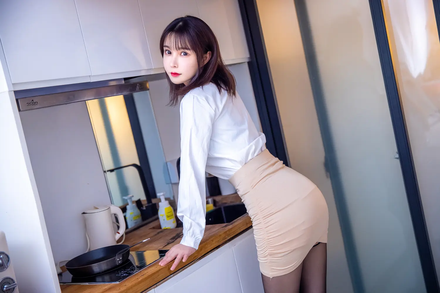 亚马逊鲶鱼 NO.005 OL下班后 NO.0000