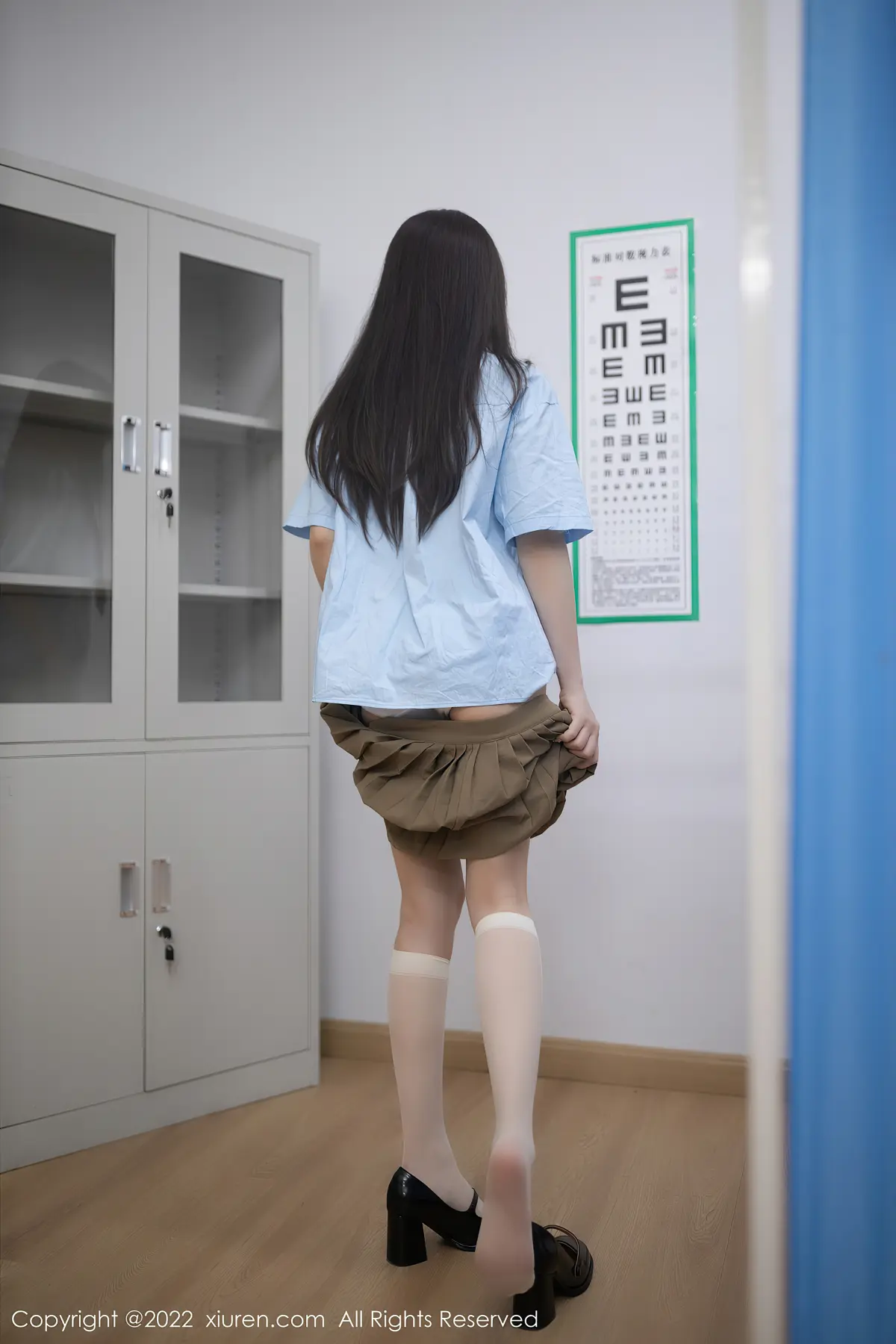 鱼子酱_099 [秀人网] 2022.11.18 No.5882 NO.0000