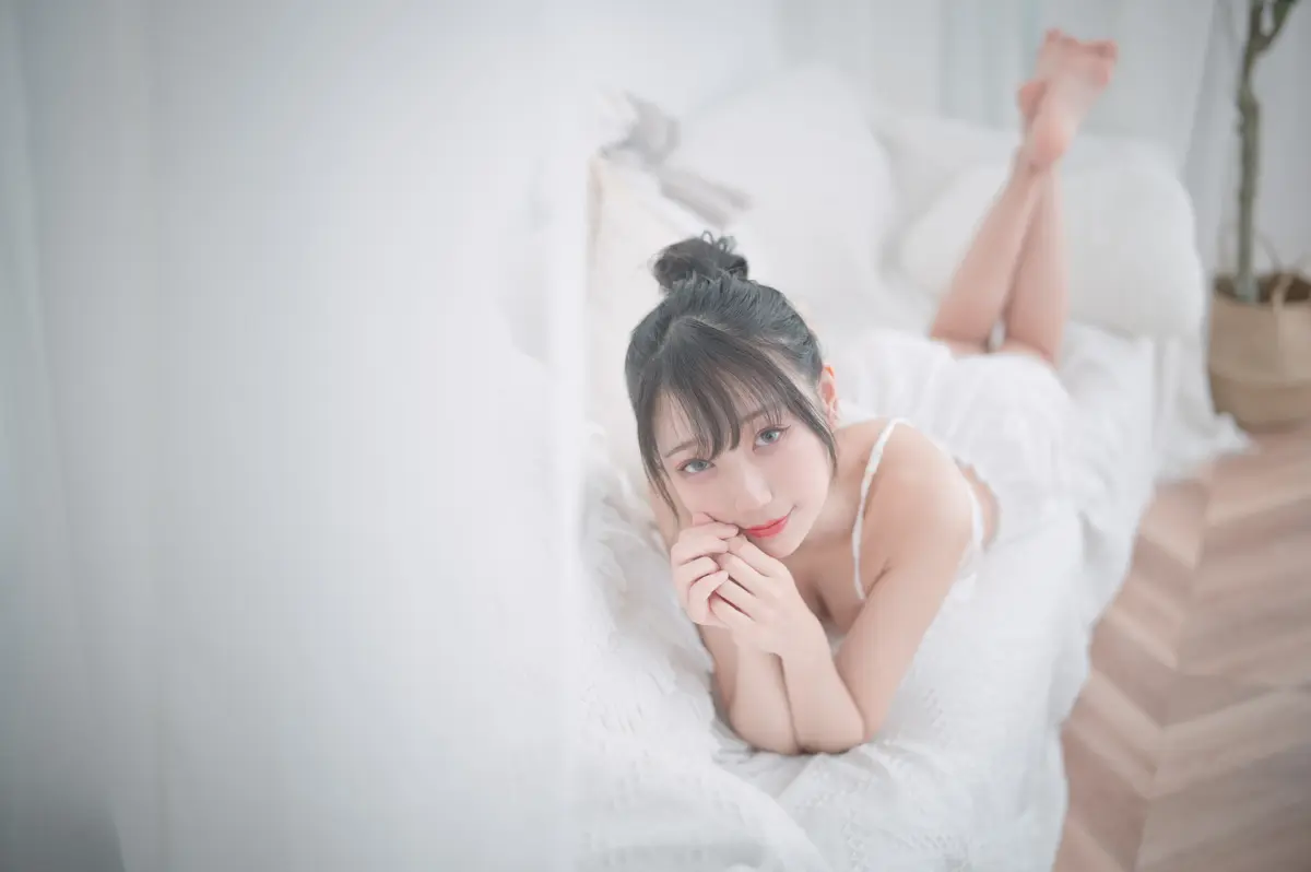 周叽是可爱兔兔 NO.005 白色睡衣 NO.0000