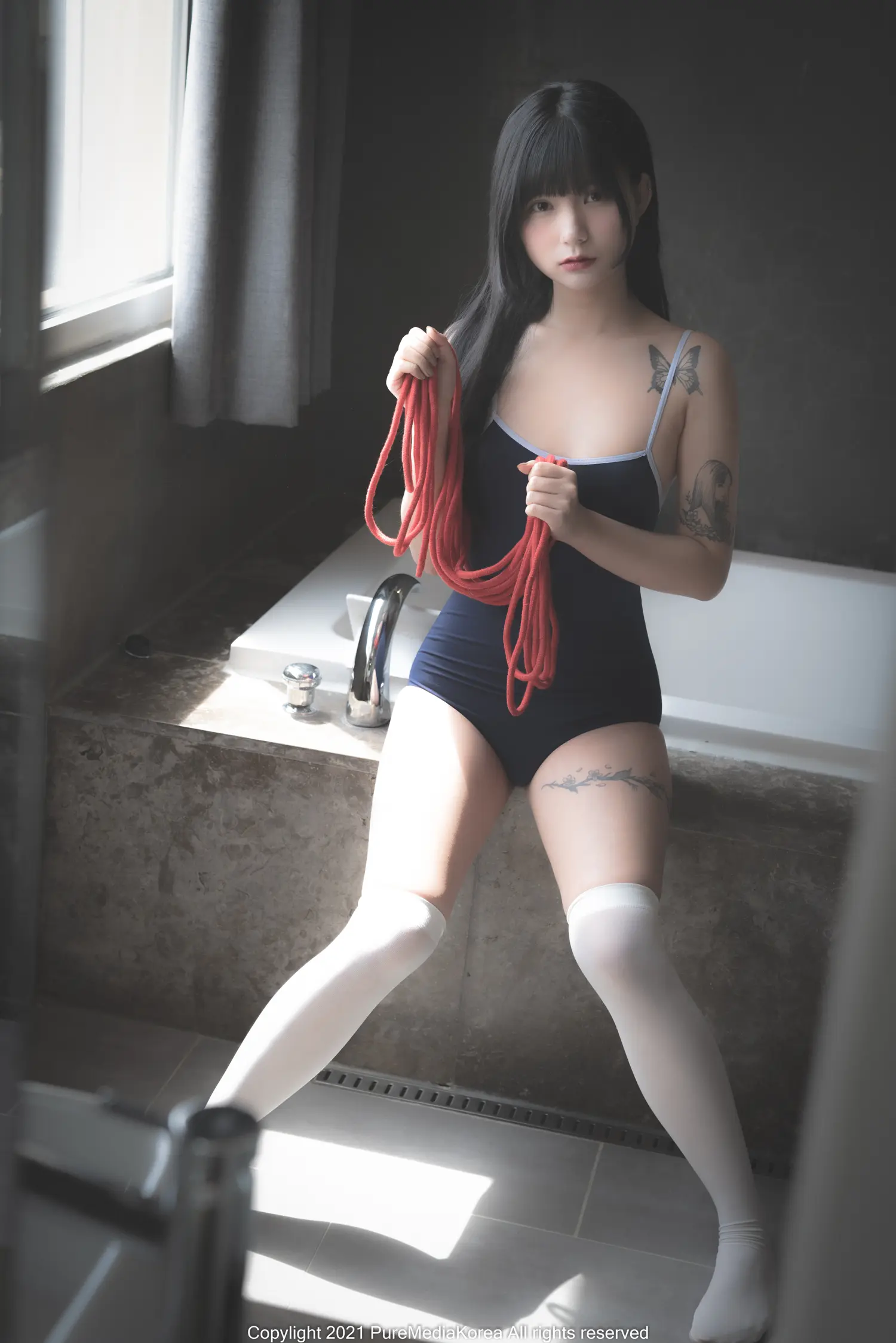 Hizzy NO.004 [PURE MEDIA] VOL.73 NO.0000