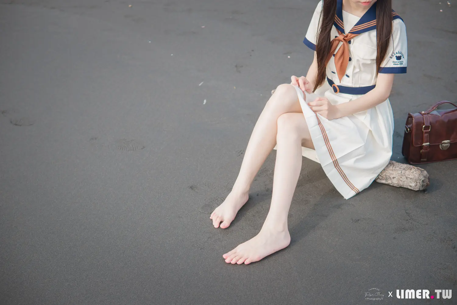 Limerence NO.050 海蓝 白皙希腊脚 JK盛夏服海边戏水 NO.0000