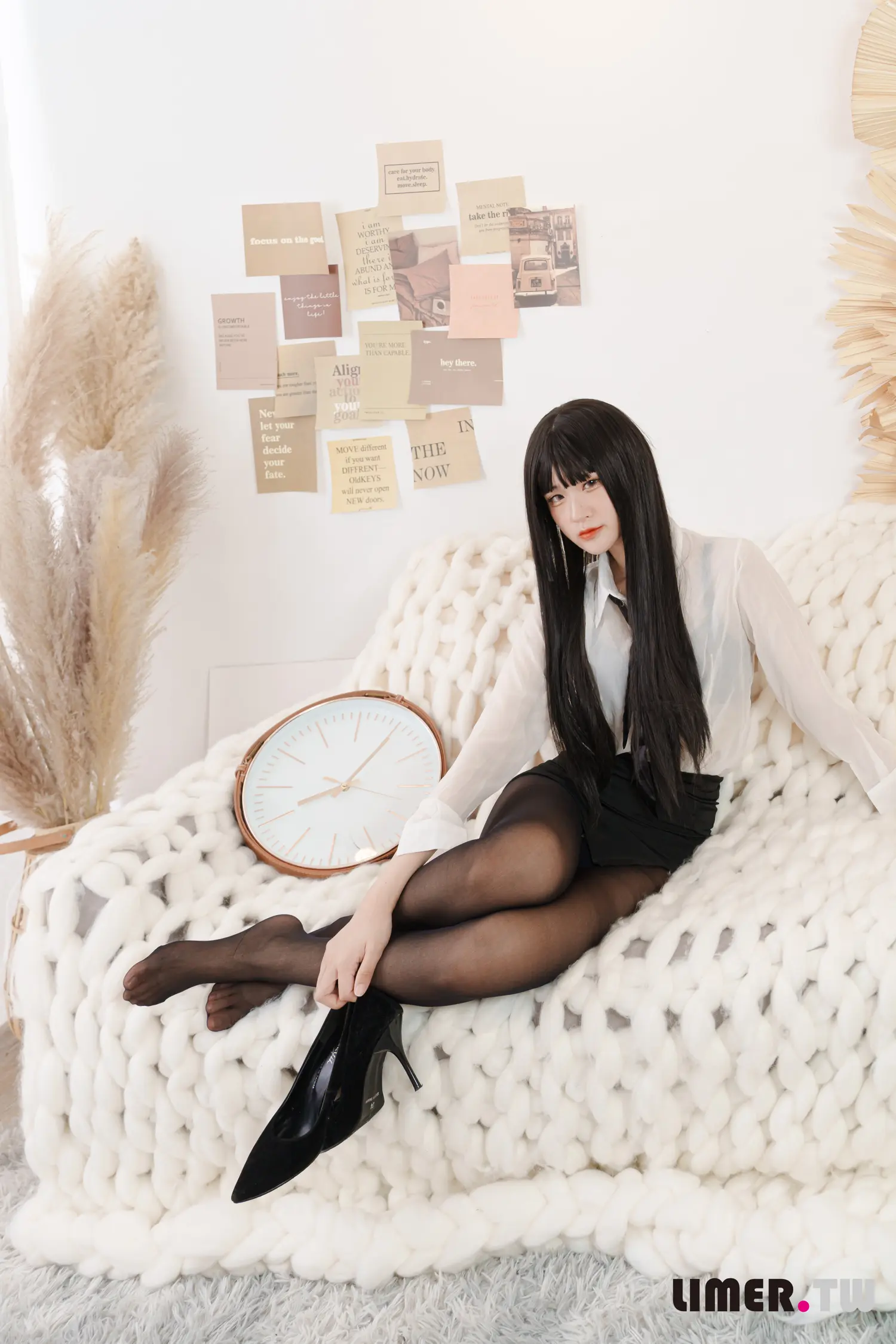 Limerence NO.059 7bao 好痒到底是谁那么可恶不知道我怕TK NO.0000