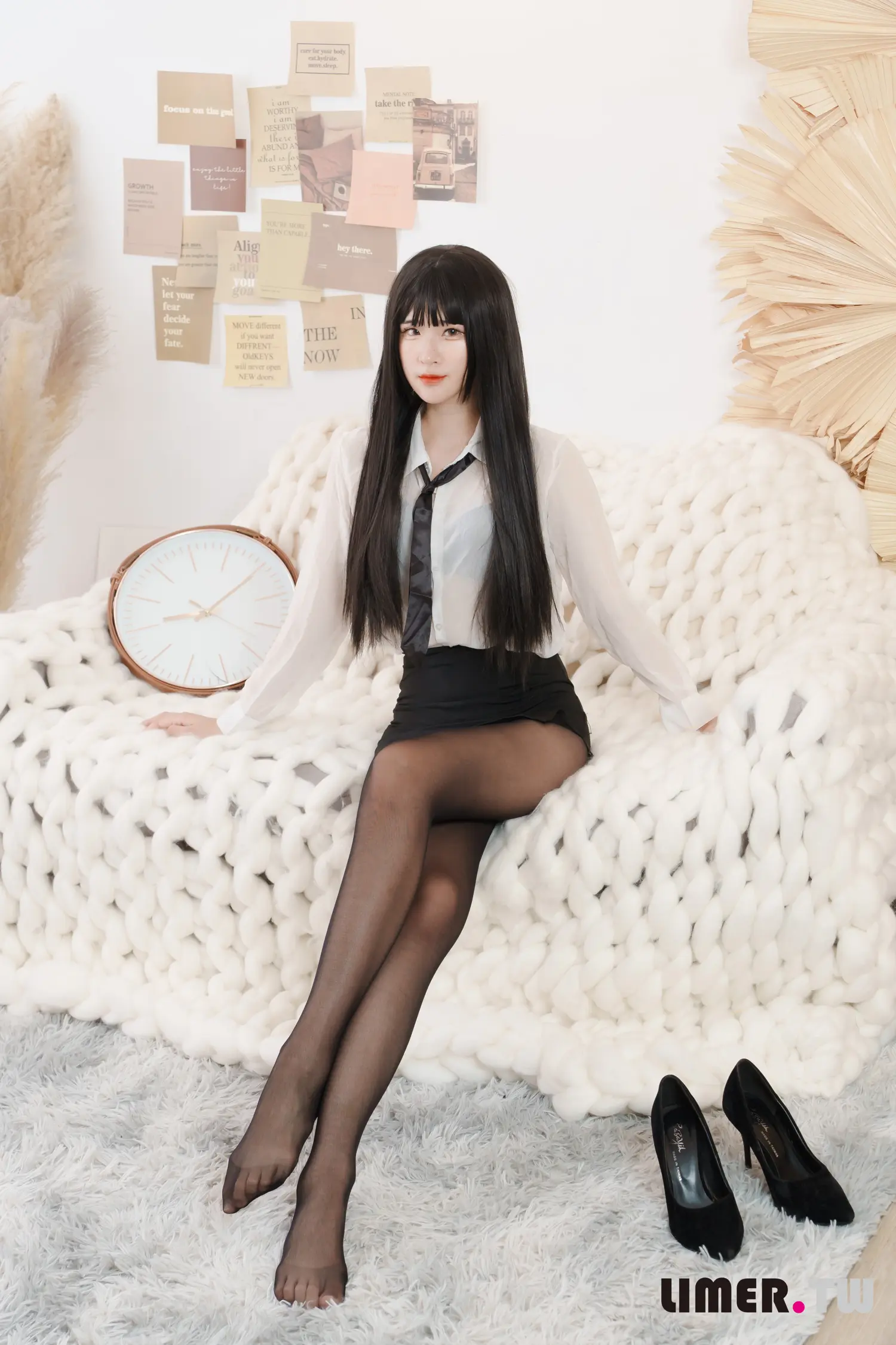 Limerence NO.059 7bao 好痒到底是谁那么可恶不知道我怕TK NO.0000