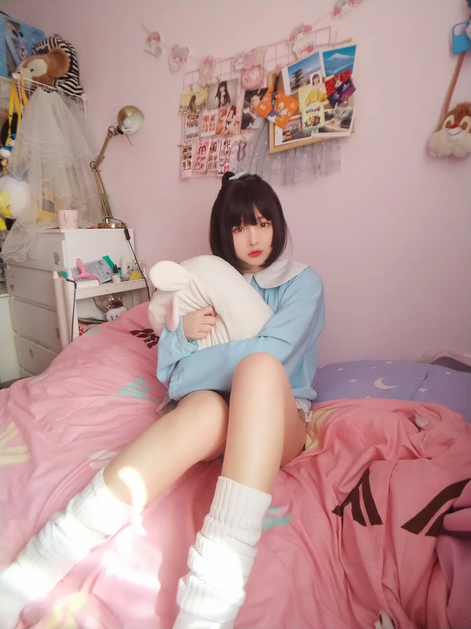 古川kagura NO.041 淡蓝衣白袜果足 NO.0000
