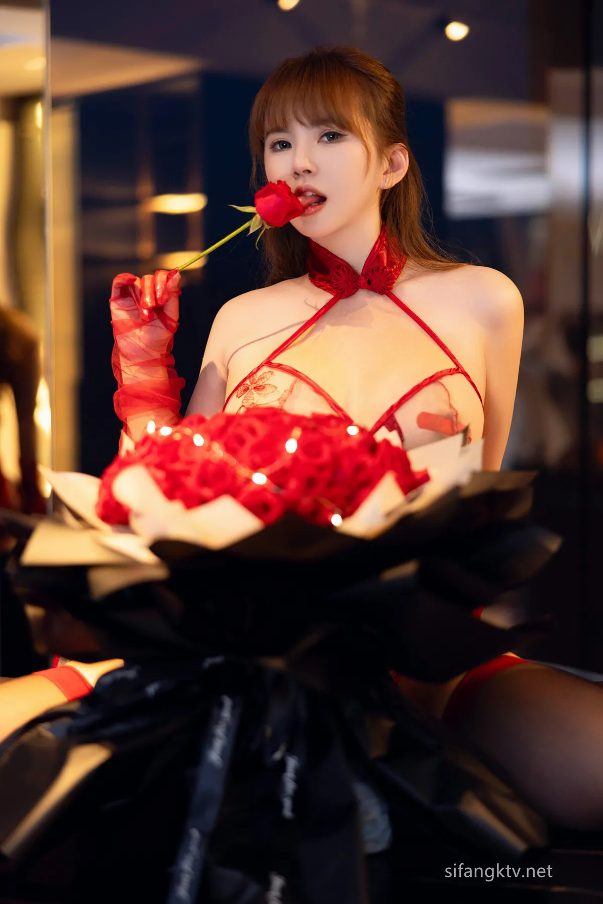 张思允Nice NO.057 烈焰玫瑰房车服务 NO.0000