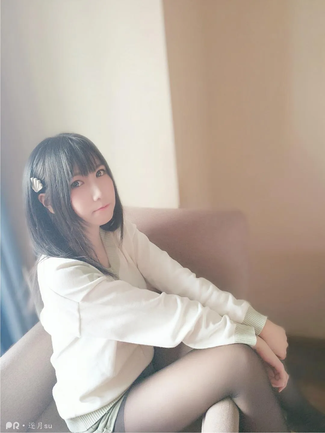 逐月SU NO.028 听撕丝袜的声音还真是爽 NO.0000