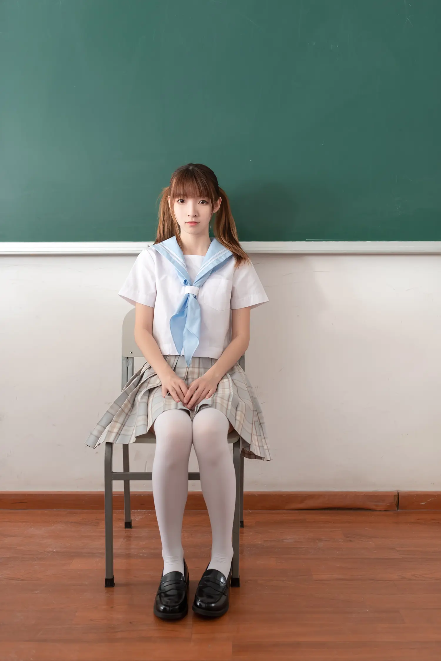 祖木子 NO.003 不要躺在课桌上 NO.0000