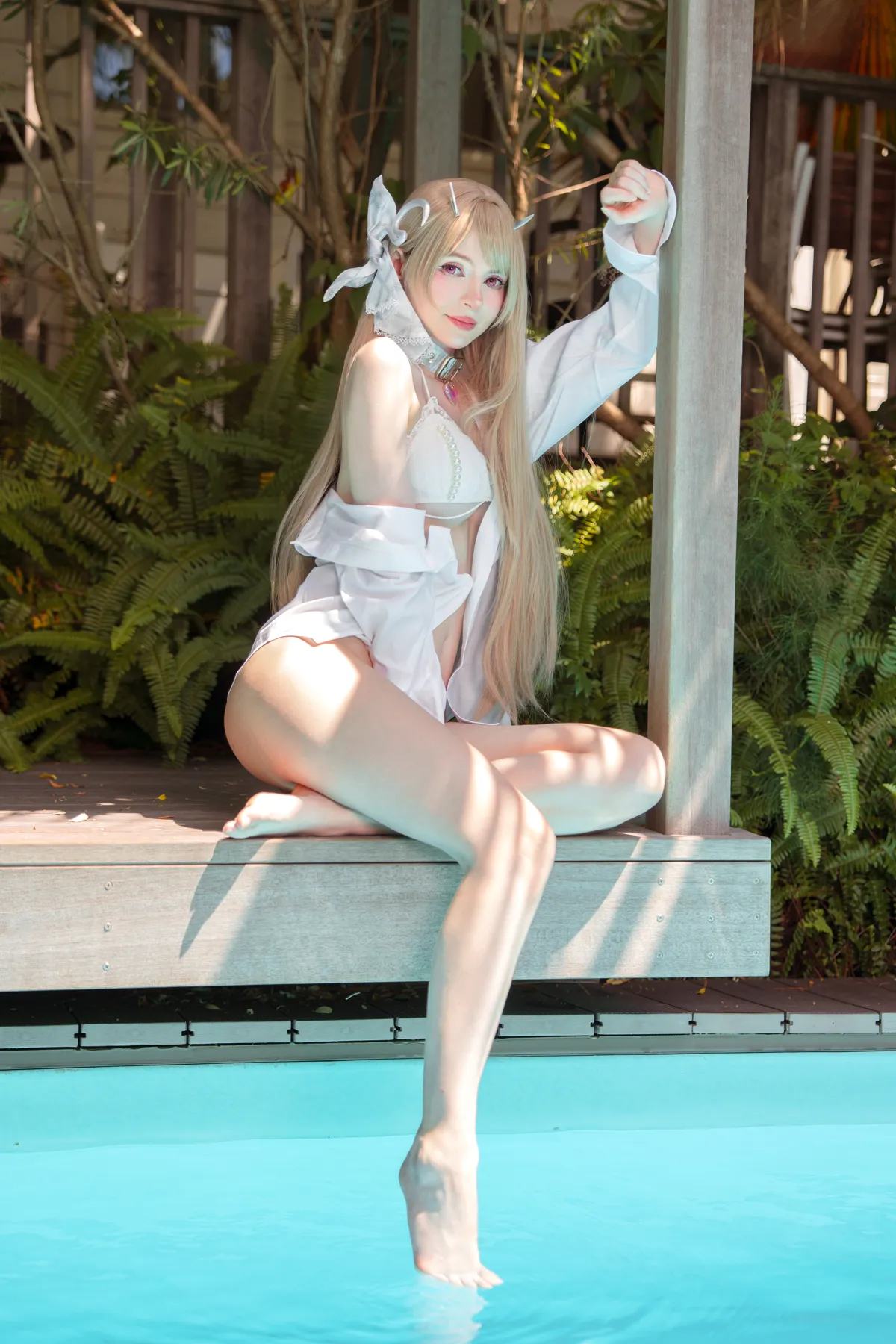 Peach milky NO.033 Viper bikini NO.0000