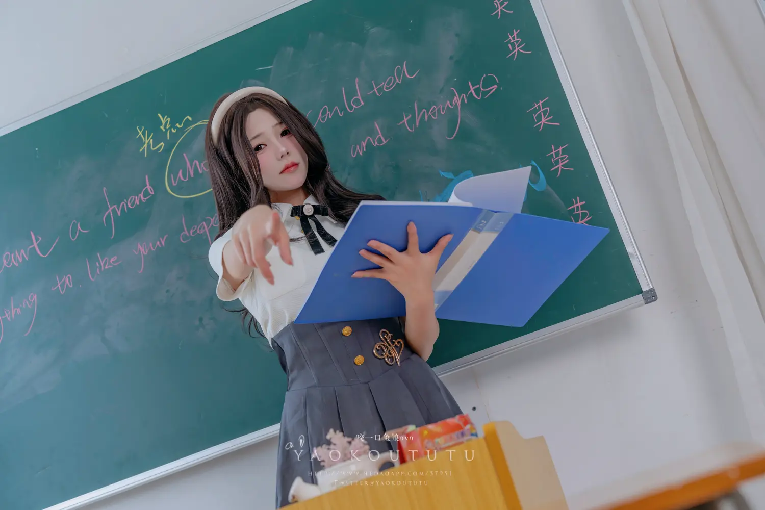 咬一口兔娘 NO.111 实习老师的欢迎仪式 NO.0000