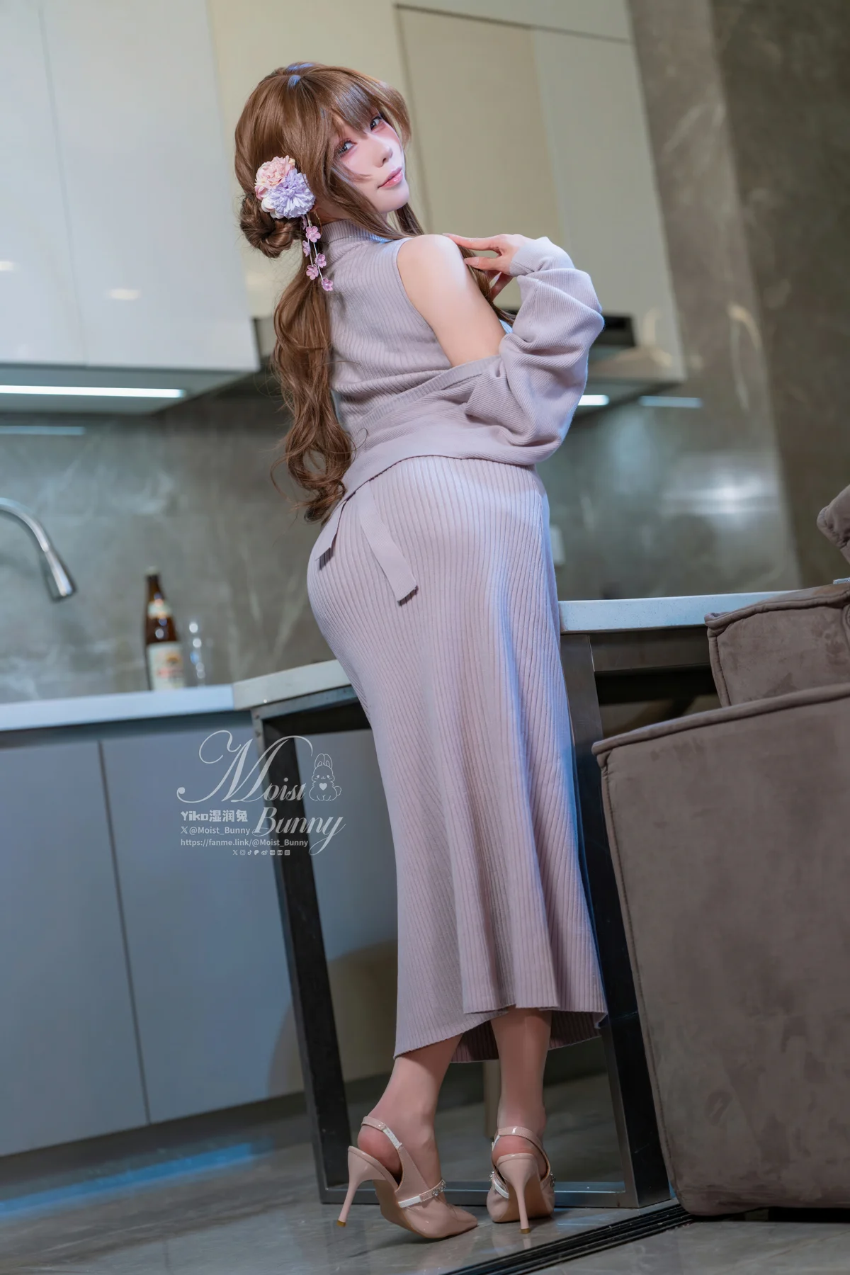 咬一口兔娘 NO.265 在丈夫身边 NO.0000