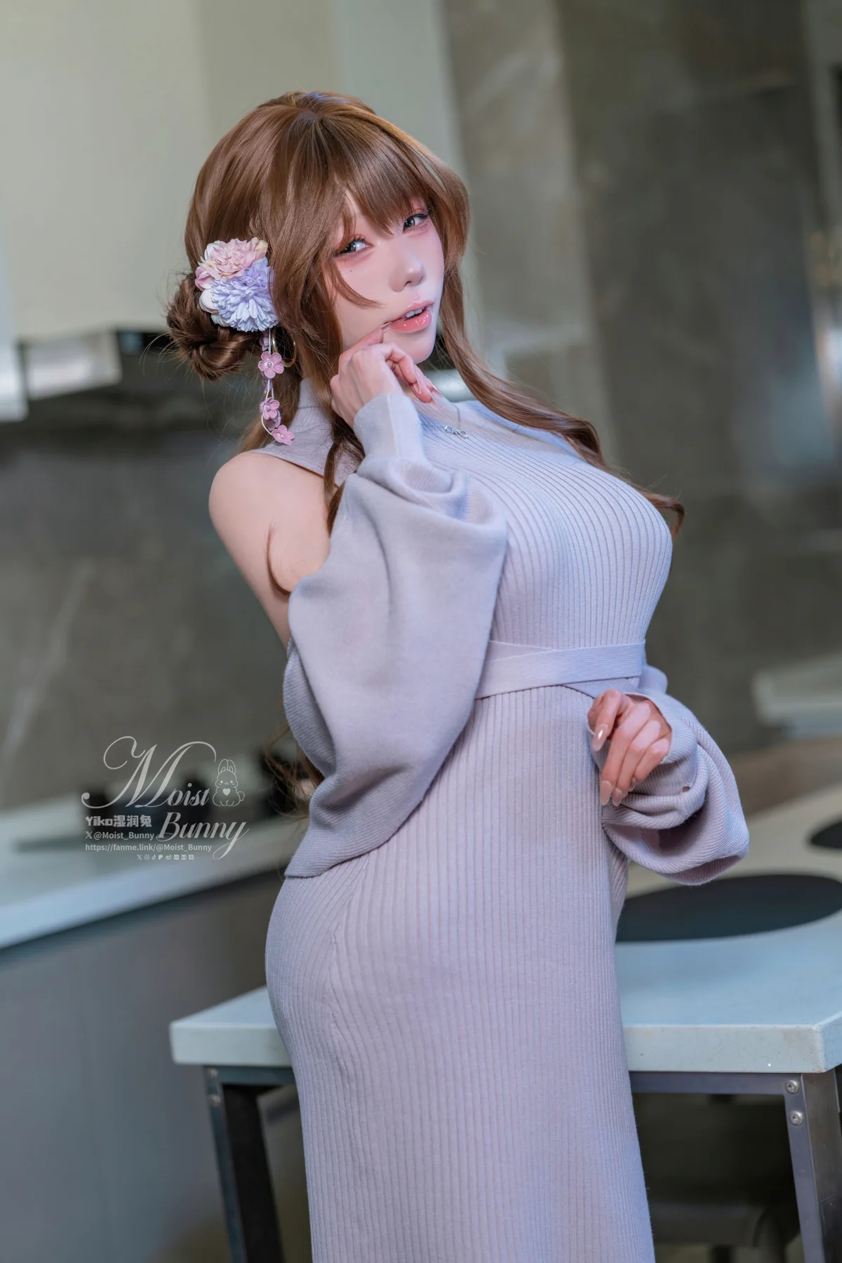 咬一口兔娘 NO.265 在丈夫身边 NO.0000