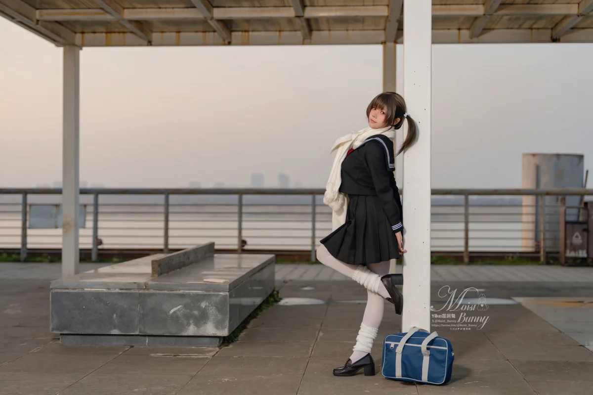 咬一口兔娘 NO.269 2026年2月作品 放课后の归路 NO.0000