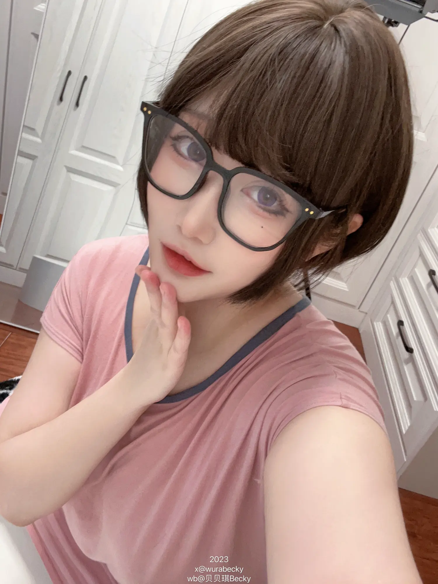 贝贝琪Becky NO.022 眼镜姐姐 NO.0000