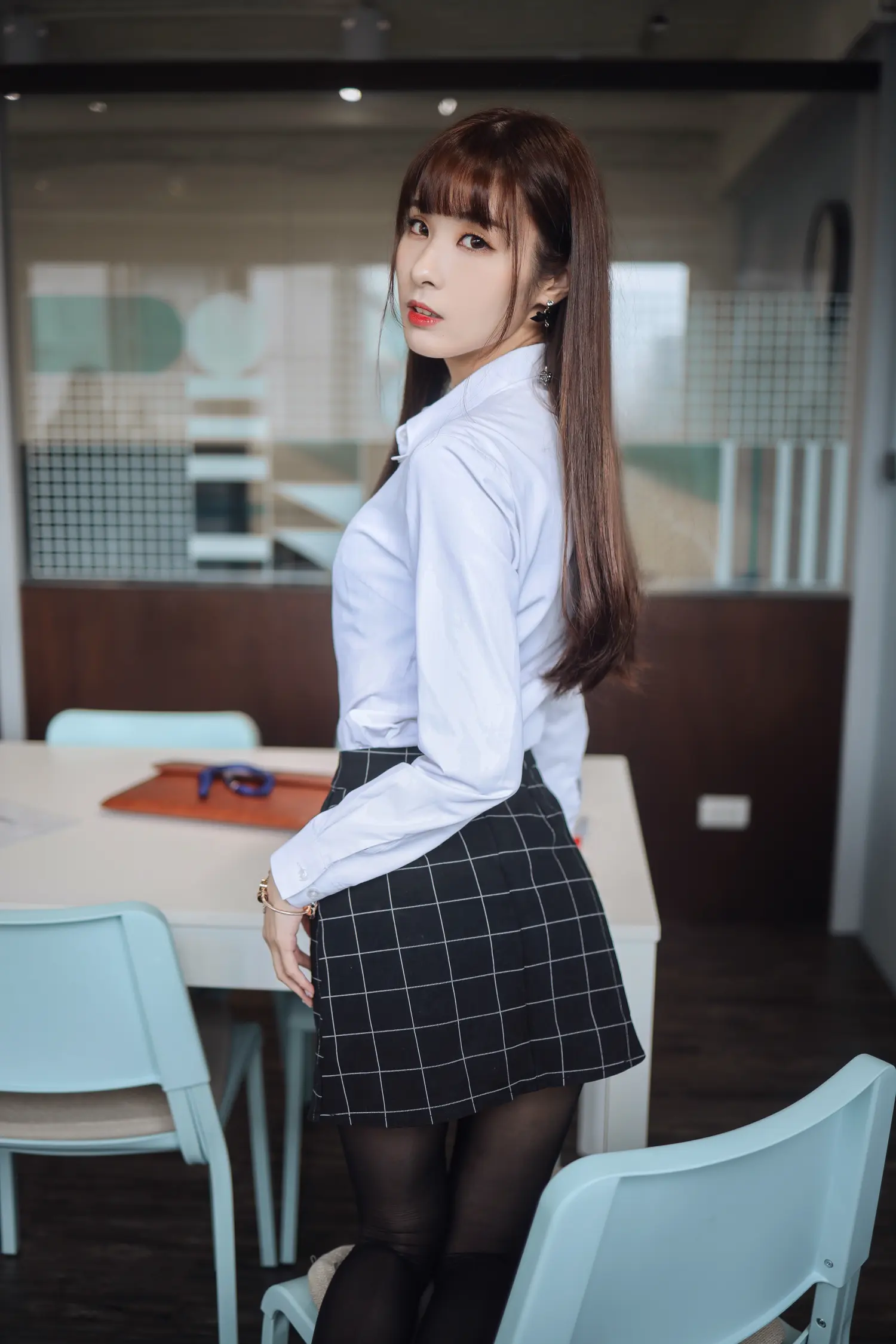 泥泥汝 NO.003 OL女郎A NO.0000
