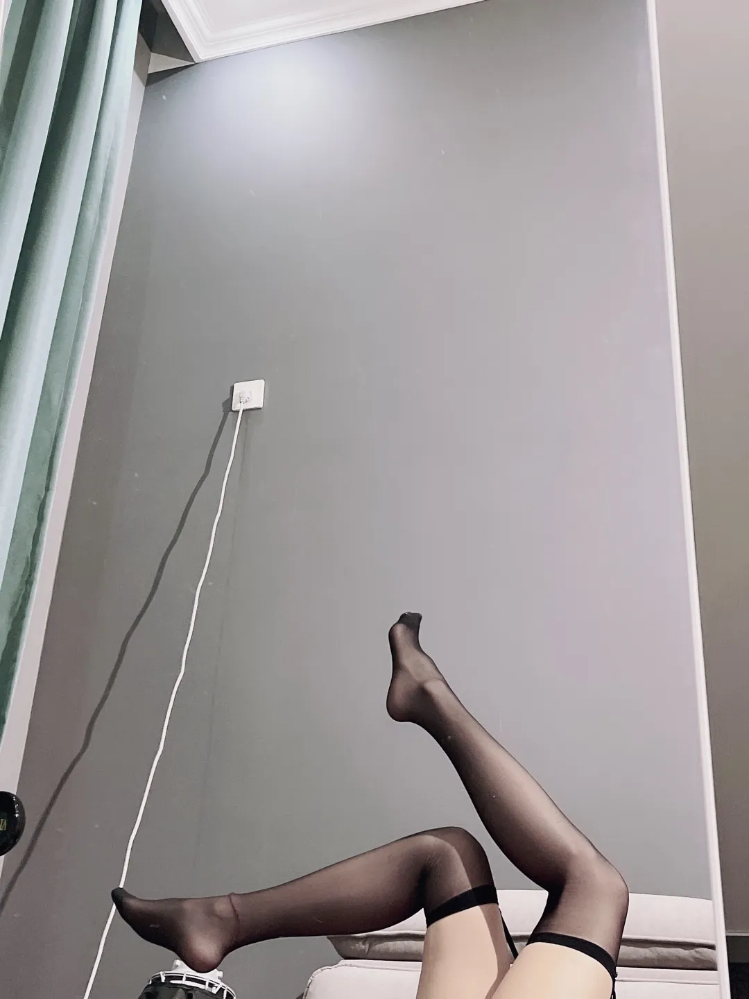 兔宝妮to NO.060 黑色漆皮吊带 NO.0000