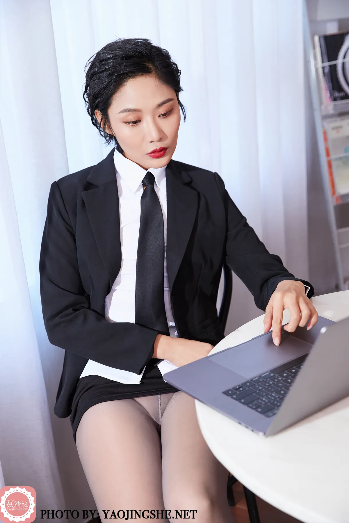 妖精社 NO.009 可可 经理的一天 NO.0000