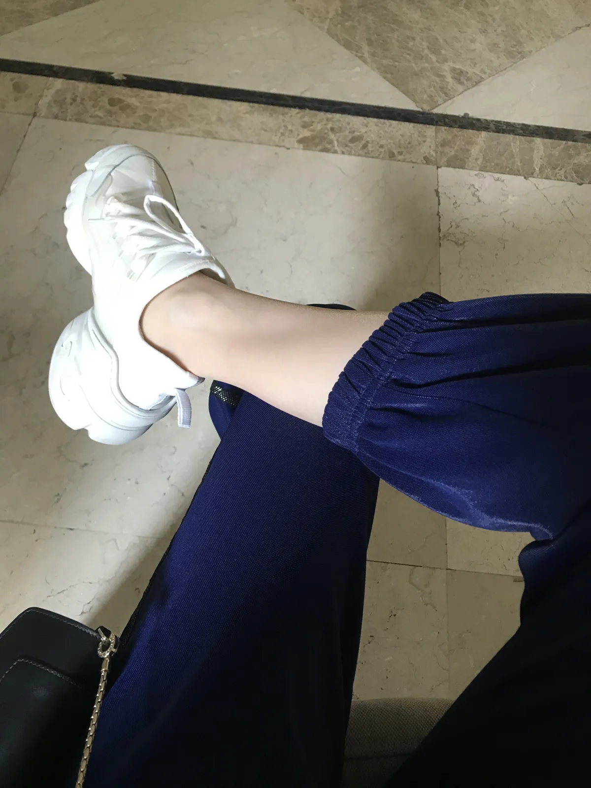 美少妇麋鹿 NO.010 贵妇丝足 NO.0000
