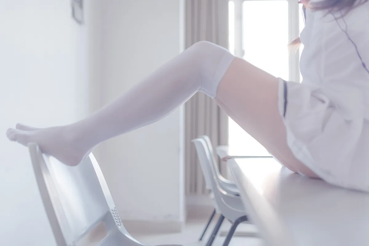 桥本有奈 NO.002 白色小裙子白丝过膝袜 NO.0000