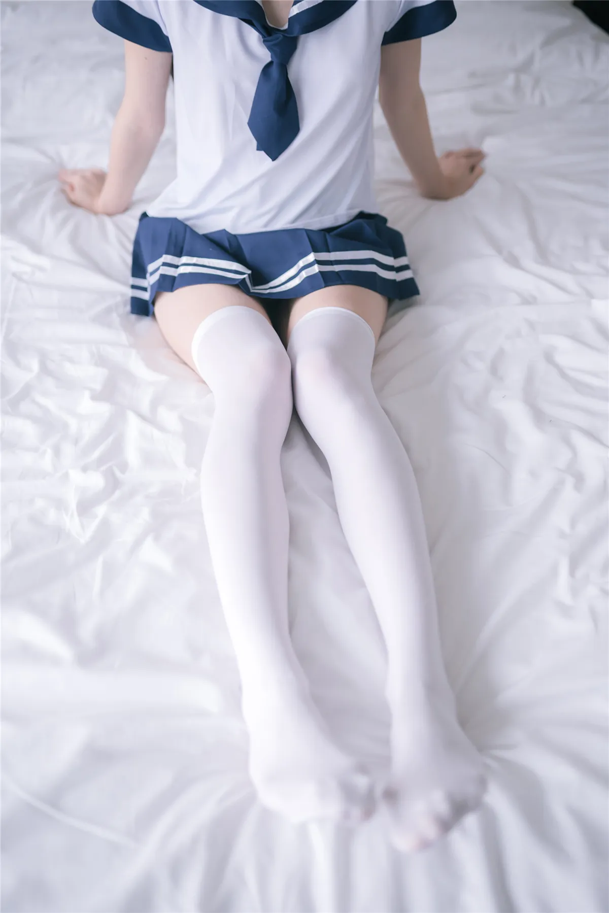 桥本有奈 NO.003 黑色小裙子白丝过膝袜 NO.0000