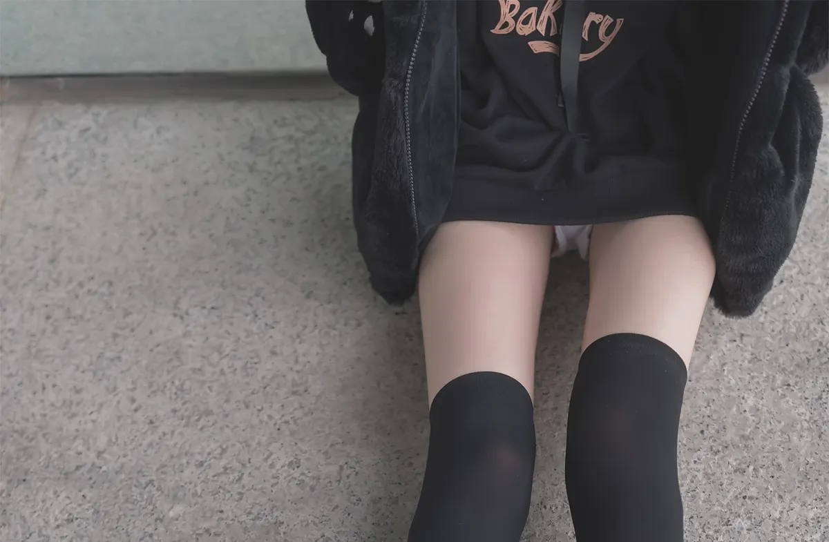 桥本有奈 NO.022 户外过膝黑丝 NO.0000