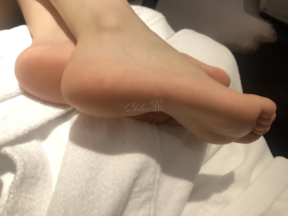 Chloe霏霏 NO.004 性感针织连衣裙玉足美脚 NO.0000