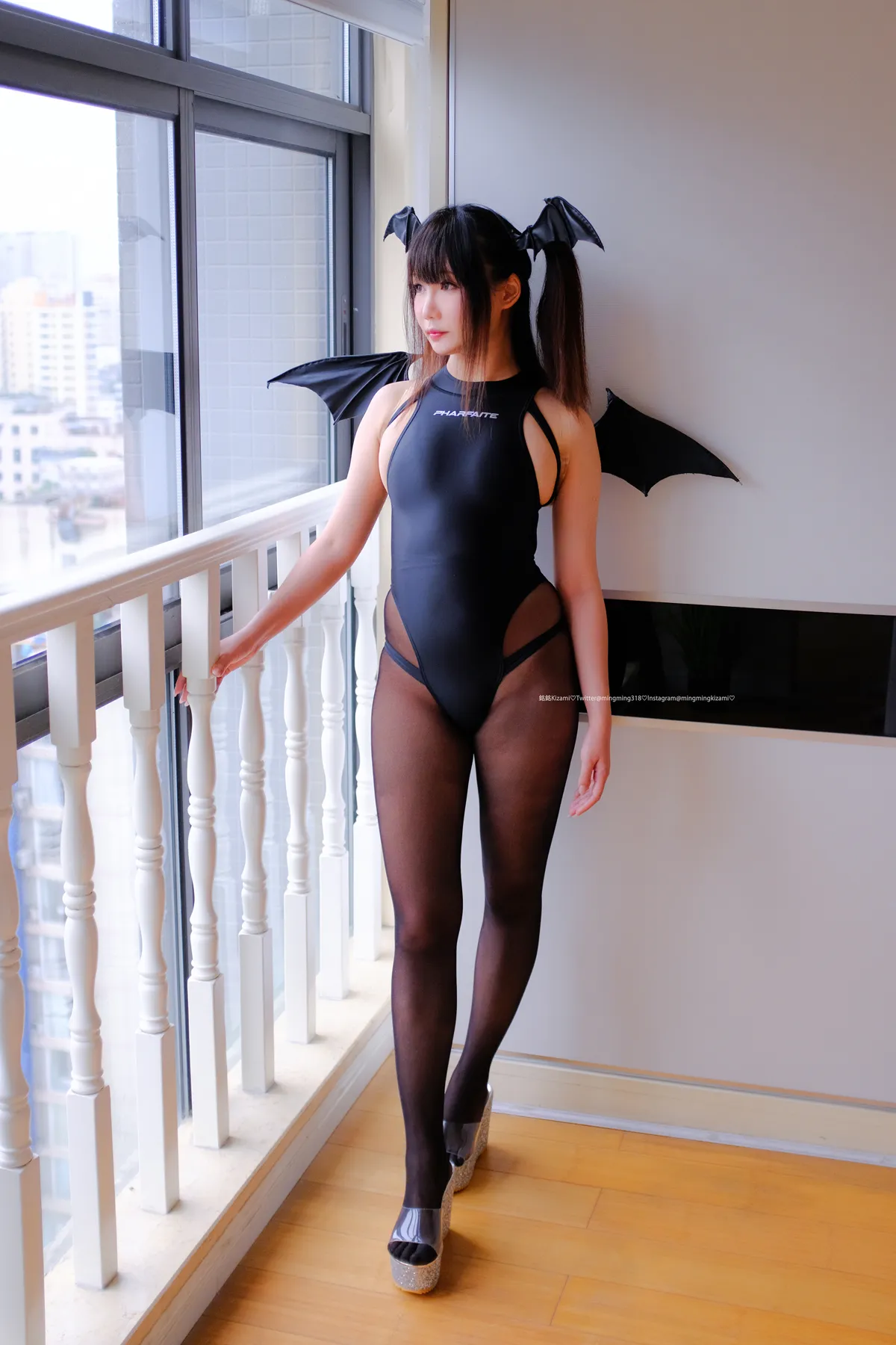铭铭Kizami NO.041 エロ小悪魔&みこ写真+自撮り NO.0000